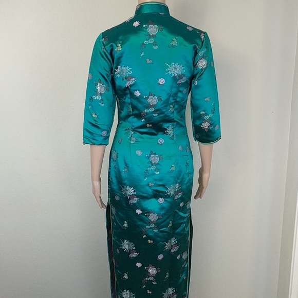 [Peony] Traditional Classic Chinese Cheongsam Gown - Picture 4 of 7